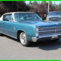1967 Plymouth Sport Fury III, 383ci V8, Automatic, No-Post Cruiser, Two -Tone