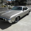 1968 buick riviera original california car bucket seats/console runs great