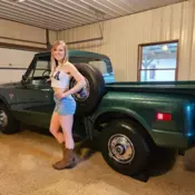 1968 Chevrolet C10 Short Bed Custom Sport Truck Pickup V8 4 SPEED