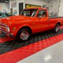1968 Chevrolet C10 - Short Bed Pickup - 350CI V8 - Air Conditioning - Automatic