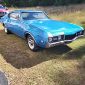 1968 Oldsmobile Cutlass Coupe Blue