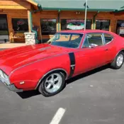 1968 Oldsmobile Cutlass S - 4 Speed