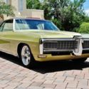 1968 Pontiac Grand Prix 428 CI 4 Barrel V-8 Engine fully loaded buckets console!