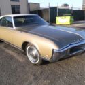 1969  BUICK  RIVIERA   (WESTERN CAR )    NO RESERVE  AUCTION