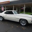 1969 Chevrolet Camaro RS Dover white 350 A/C 12 bolt