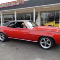 1969 Chevrolet Camaro RS Rally red 350 disc brakes Hounds Tooth 17&#034; wheels