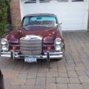 1969  MERCDES BENZ 280 SE--BURGANDY  45k MILEAGE --GARAGED