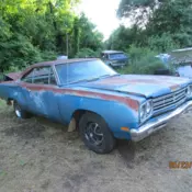 1969 Plymouth Road Runner 383 HP engine & 4 speed, project car.