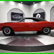 1969 Plymouth Roadrunner 383 V8  4 speed manual  2013 Detroit Autorama winner