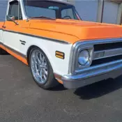1970 Chevy c10 Shortbed great color combo