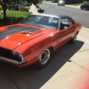 1970 Dodge Challenger R/T 440 Six Pac heads up muscle 390 HP