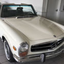 1970 Mercedes 280SL fully restored with a 4 speed manual transmission