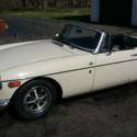 1970 MGB ROADSTER Solid car withgood top and interior