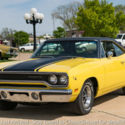 1970 Plymouth Road Runner     Yellow