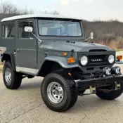 1970 Toyota FJ40 Land Cruiser 3.9L, 5-speed