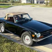 1970 TRIUMPH TR6 CONVERTIBLE - BLACK/TAN - 4 SPEED - 2500 CC
