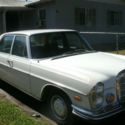1970 WHITE MERCEDES BENZ 280 SE 6 CYLINDER 4 DOOR SEDAN