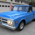 1971 GMC SHORT BED PICKUP, NICE PAINT, NEW INTERIOR, RUNS AND DRIVES GOOD.