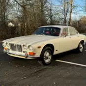 1971 JAGUAR XJ6 4-DOOR SEDAN RUN'S AMAZING LOW MILES VERY SOLID VINTAGE VEHICLE