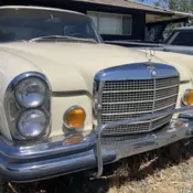 1971 Mercedes-Benz 200-Series