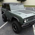 1971 Restomod Ford Bronco 5.0 fuel-injected Mustang engine