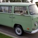 1971 Volkswagen bus Deluxe Bay Window Passenger California bus