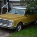 1972 Chevrolet Suburban Custom 20 C20 Not Running Rusty Project or for Parts