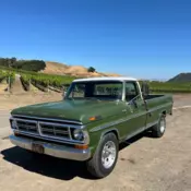 1972 Ford F250 Green bump side