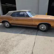 1972 Oldsmobile Cutlass Yellow