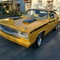 1972 Plymouth Duster - 4 speed 340 clone l