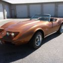 1973 CORVETTE ROADSTER STINGRAY (WITH MATCHING NUMBERS AND LOW MILEAGE)