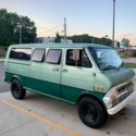1973 Ford Econoline E200 Club Wagon