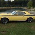 1973 Plymouth Cuda Base 5.6L Lemon Twist 340 slap stick