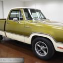 1974 Dodge D100 SWB Adventurer