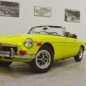 1974 MG MGB Roadster vary rare color combo all serviced very nice example