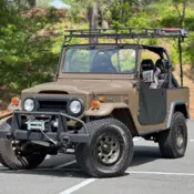 1974 Toyota FJ40 CUSTOM BUILD / MANUAL TRANSMISSION