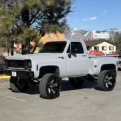1975 Chevrolet square body C10/K10 Grey Stepside
