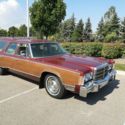 1975 CHRYSLER TOWN AND COUNTRY 9 PASSENGER WAGON