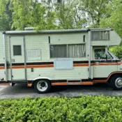 1975 GMC Vandura Van White