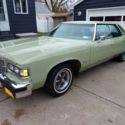 1975 Pontiac Bonneville Sedan Green RWD Automatic