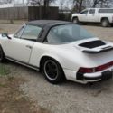 1975 PORSCHE 911S TARGA . ORIGINAL COLOR WAS SILVER GREEN DIAMOND. A/C 5 SPEED