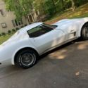 1976 Chevrolet Corvette Coupe White RWD Automatic White on Red