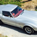1976 Chevrolet Corvette T-tops Silver / Red 350 4-speed manual good condition