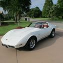 1976 CORVETTE STINGRAY BEAUTIFUL COLOR COMB0  CLEAN AS NEW  VERY PRETTY CORVETTE