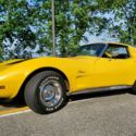 1976 CORVETTE STINGRAY. NEAR PERFECT, ENGINE & TRANSMISSION REBUILT.