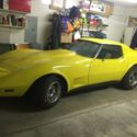1976 Corvette Stingray (Yellow)