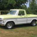 1976 Ford F-100 Ranger 302 V8,3SPD on the column,Original Color Glen Green/White