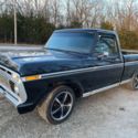 1976 Ford F100 Pickup Black RWD Automatic XLT