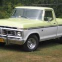 1976 Ford F100 pickup truck short bed