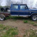 1976 Ford F250 Pickup Blue 4WD Manual